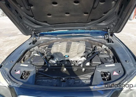 2009 BMW 750Li from USA, damaged, VIN WBAKB83579CY57448